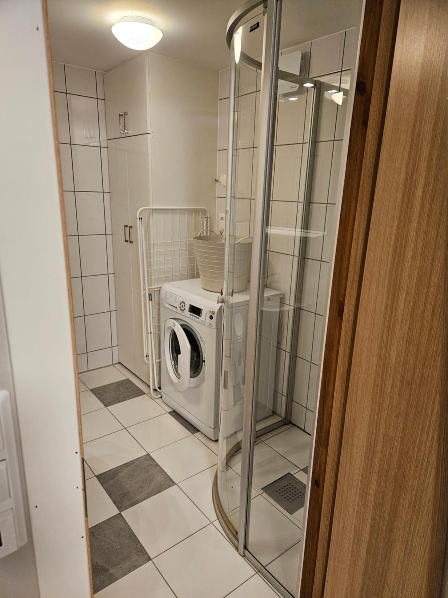 Leilighet Naer Flyplass Og Alesund Sentrum Ytterland Exterior foto